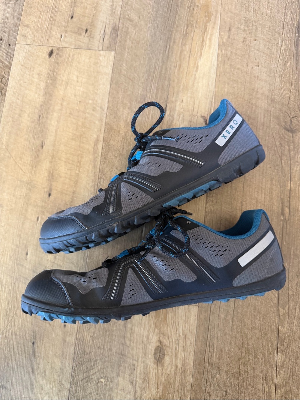 Xero Shoes Women’s Mesa Trail | Dark Gray Sapphire - Picture 4 of 9